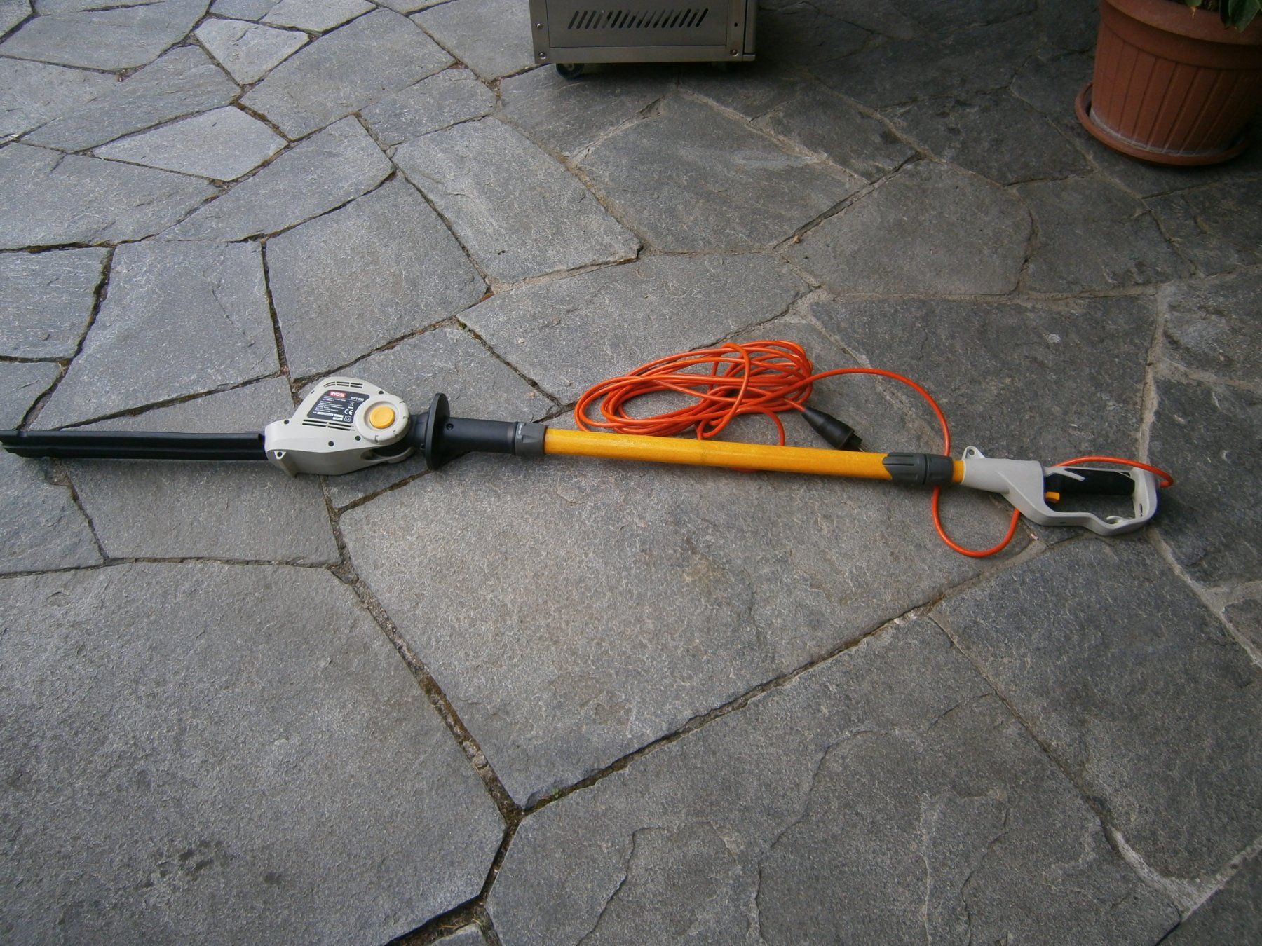 Ryobi Tutte le macchine: RYOBI RPT400 Teleskop Heckenschere gebraucht mit Kabel – Usato da Wetzikon ZH venduto da Fritz080