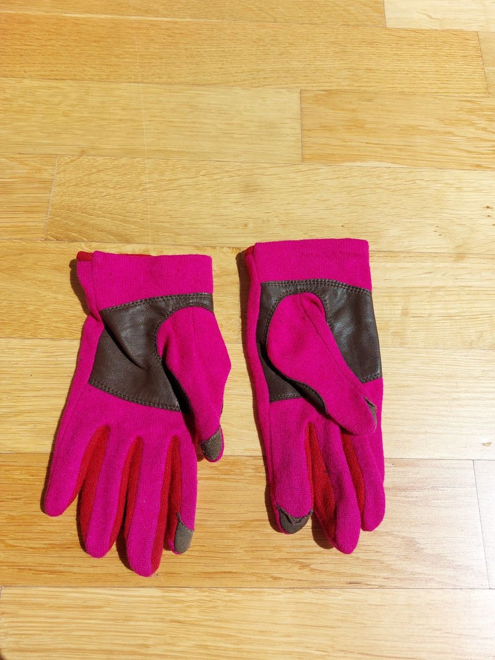 Guanti & manicotti: Très jolis gants roses Echo Taille S – Usato da Ostermundigen venduto da jul_7t8v 8