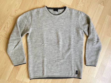Schöner Trussardi Jeans Wollpulli Männer M-L grau