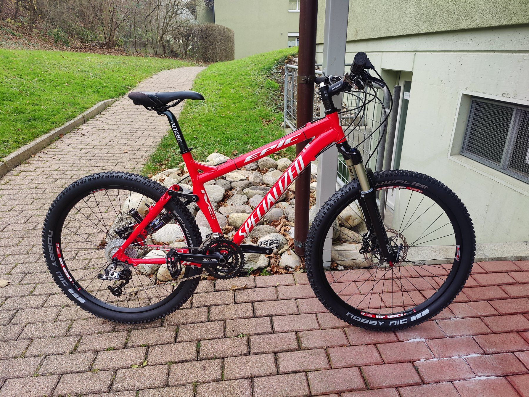 Specialized Velos: Specialized Epic FSR 26 zoll – Gebraucht aus Balsthal von  1