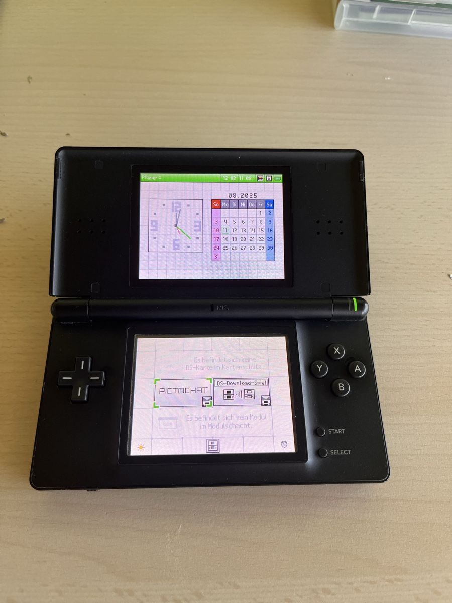 Nintendo Konsolen: Nintendo DS Lite inkl. Stift und Ladekabel – Gebraucht aus Visperterminen von jael_andenmatten 3