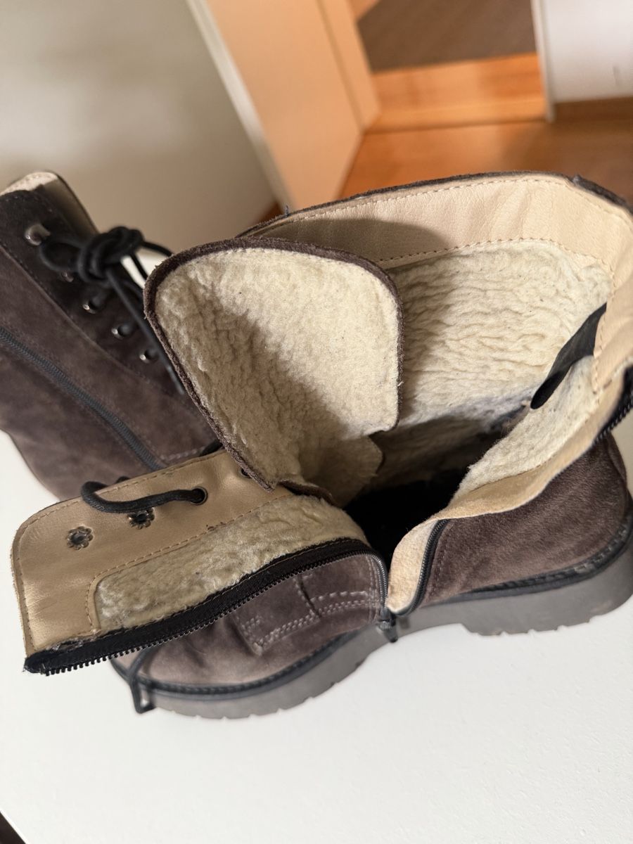 Dosenbach Damenschuhe: Wildleder Stiefel Dosenbach Grösse 39. – Gebraucht aus Adliswil von StephanieAnnina 3