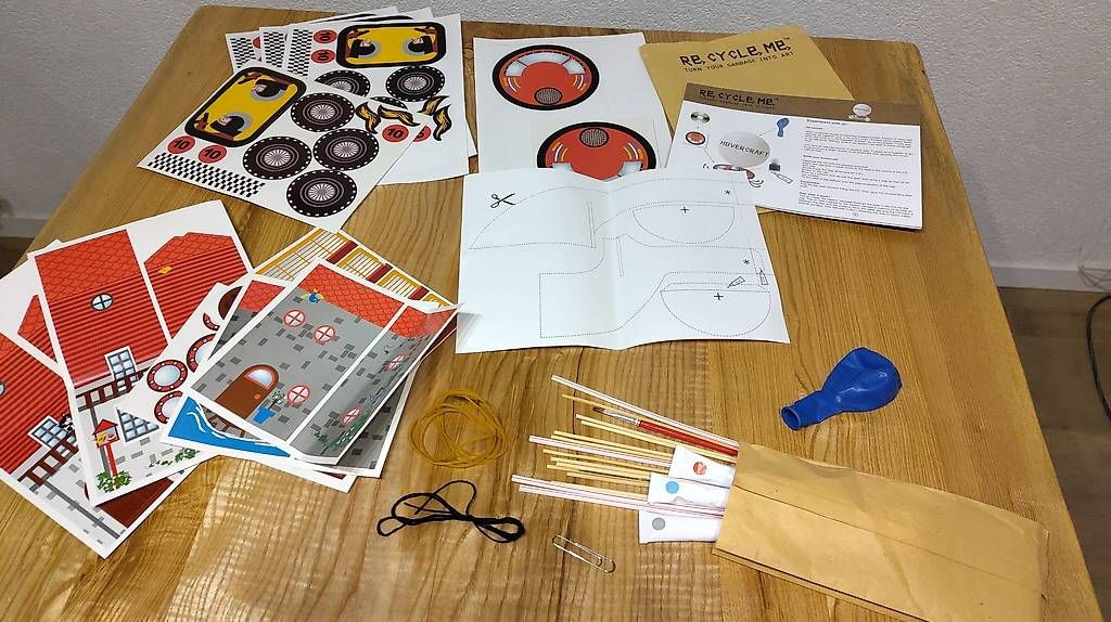 Kit di costruzioni: Re, Cycle, Me – Usato da Champagne venduto da jan_vcd5