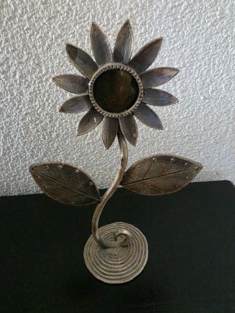 kleiner Schmuckständer Blume