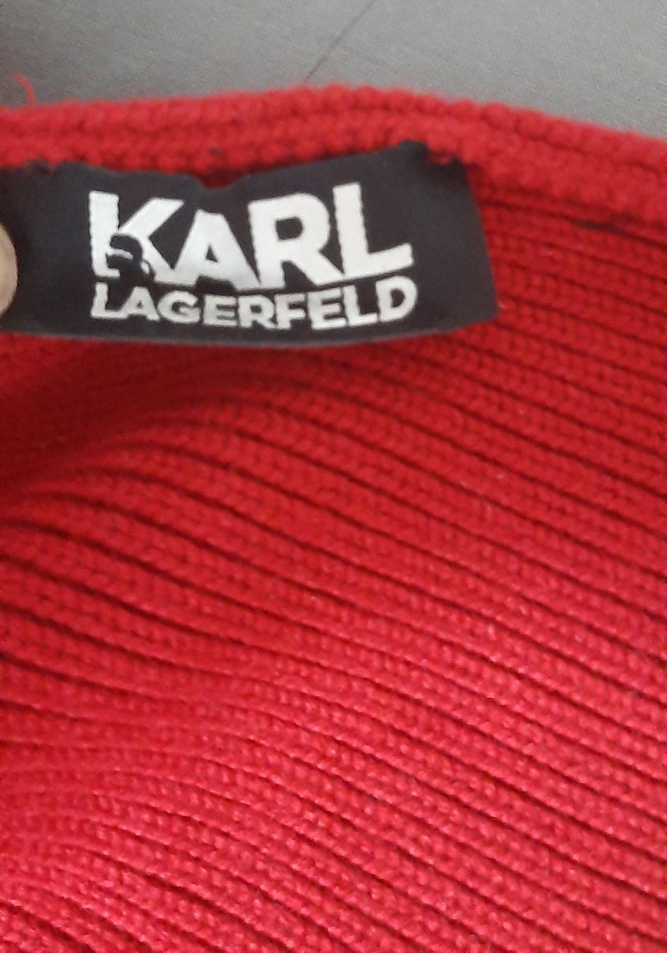 Karl Lagerfeld Copricapi, berretti & cappellini: beanie Karl Lagerfeld – Nuovo (secondo la descrizione) da Montreux venduto da Sorabest 1