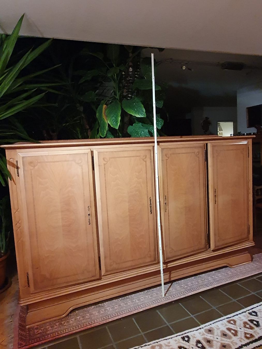 Credenze: Buffet aus Nussbaumholz – Usato da Lyss venduto da rox_pm9x 7
