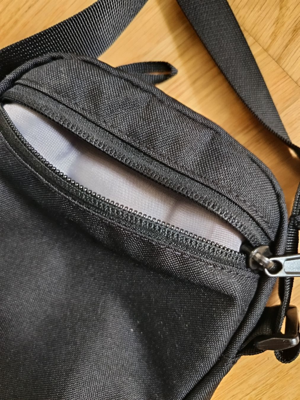 North Face Borse: The North Face Borealis / slingbag / Y2K – Nuovo (secondo la descrizione) da Bern venduto da daruma.rco 2