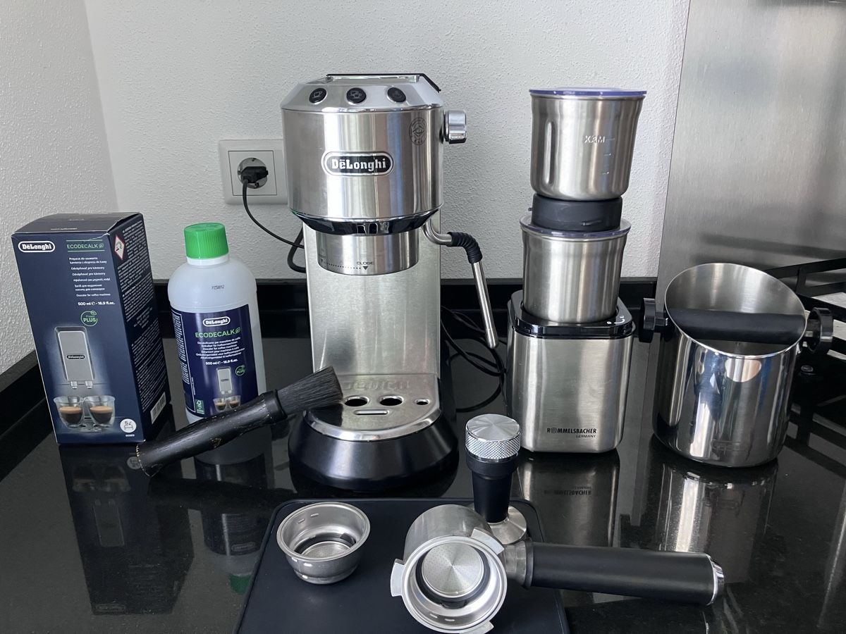 De'Longhi Kaffeemaschinen & Espressomaschinen: Espresso Machine Set – Gebraucht aus Dübendorf von guo_xr78