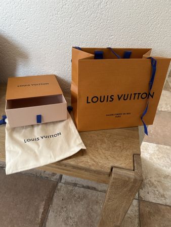 Louis Vuitton Schachtel, Tütchen & Papiertüte perfekt für Fr