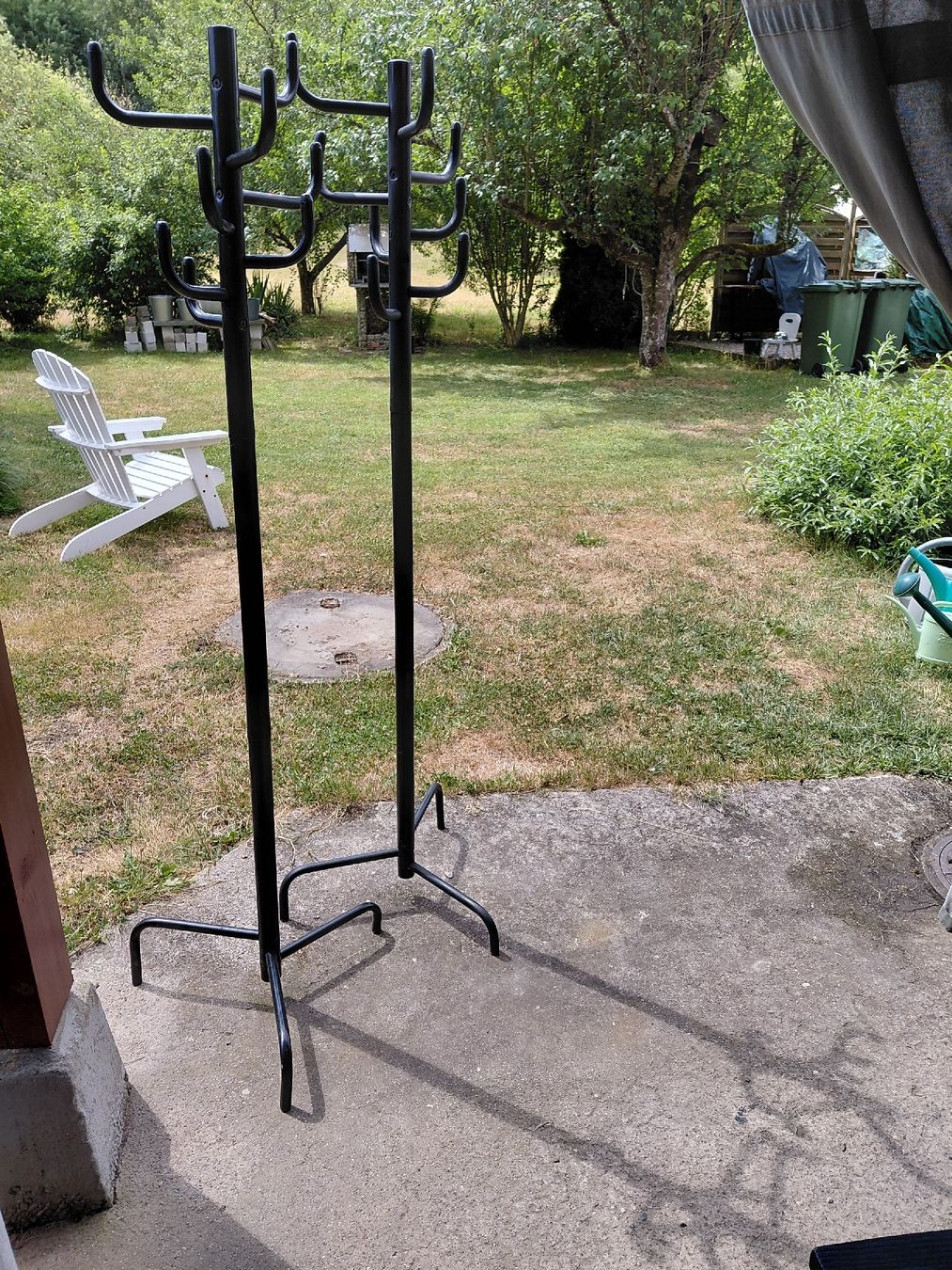 Autres décorations & accessoires: 2Kleiderständer h 1.80m – D'occasion à zuchwil par parson65