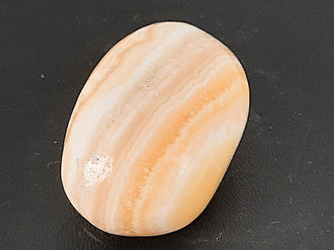 Mineralien & Heilsteine: Calcit / Onyx Marmor – Gebraucht aus Beinwil am See von Restwert_Beinwil 1