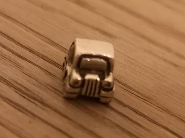 Pandora Ciondoli: Original Pandora Auto Charm – Usato da Stein AR venduto da elifi88