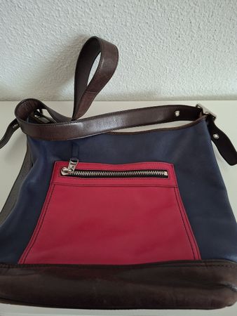 Schöne praktische Coach Tasche
