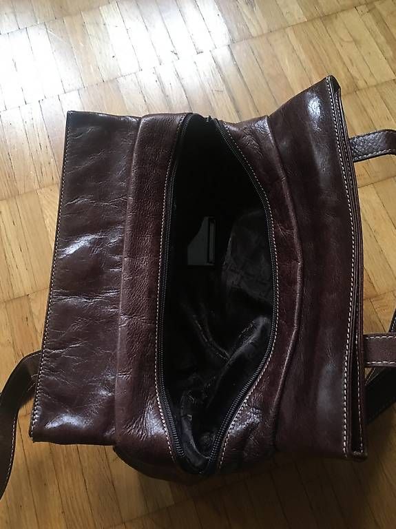Borse da donna: Damen Ledertasche Claudio Ferrici – Usato da Zürich venduto da BuenosAires03 2