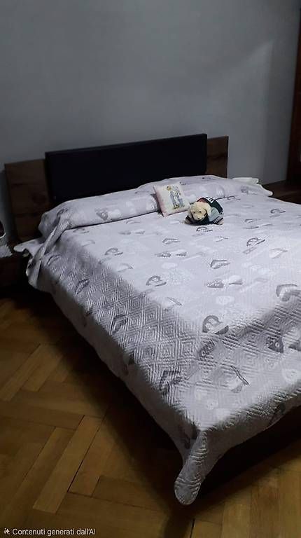 Letti: Chambre à coucher entièrement équipée – Usato da Lausanne venduto da pat_88j8 3