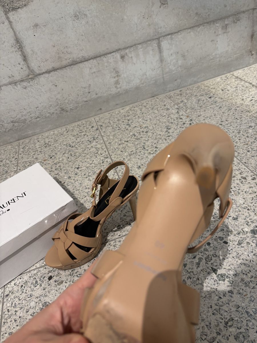 Chaussures femmes: Sandals in beige  – Neuf (Voir description) à Horgen par len_qjz9 2