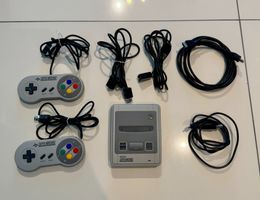 Super Nintendo ( Nintendo Mini Classic )