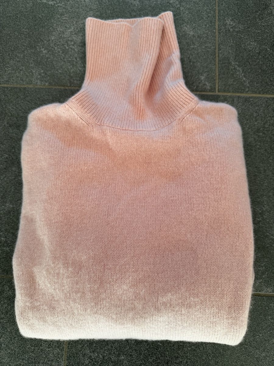 Zara Pullover & Sweatshirts: 2 wunderschöne Kashmir Wolle Pullover, Grösse 38/40 – Gebraucht aus LAUERZ von sruncheli73 5
