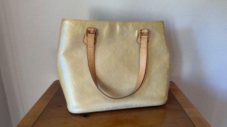 Sac Louis Vuitton "Houston" Vernis jaune pâle