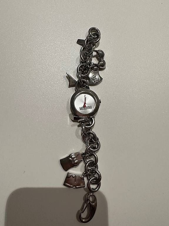 Montres: Uhr Marke Moschino – D'occasion à Buchs AG par trinacria05