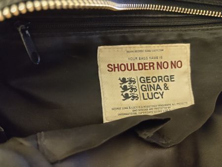 Georg Gina &Lucy Tasche