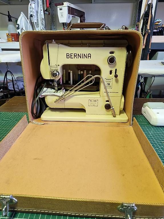 Bernina Macchine da cucire: Nähmaschine Bernina 125 – Usato da Frenkendorf venduto da Mineralwasser 1