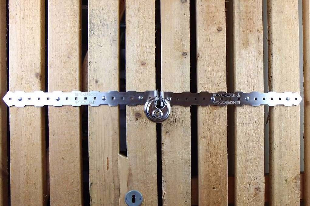Uniformi: Protezione della porta della cantina – Usato da Genève venduto da ale_55x8