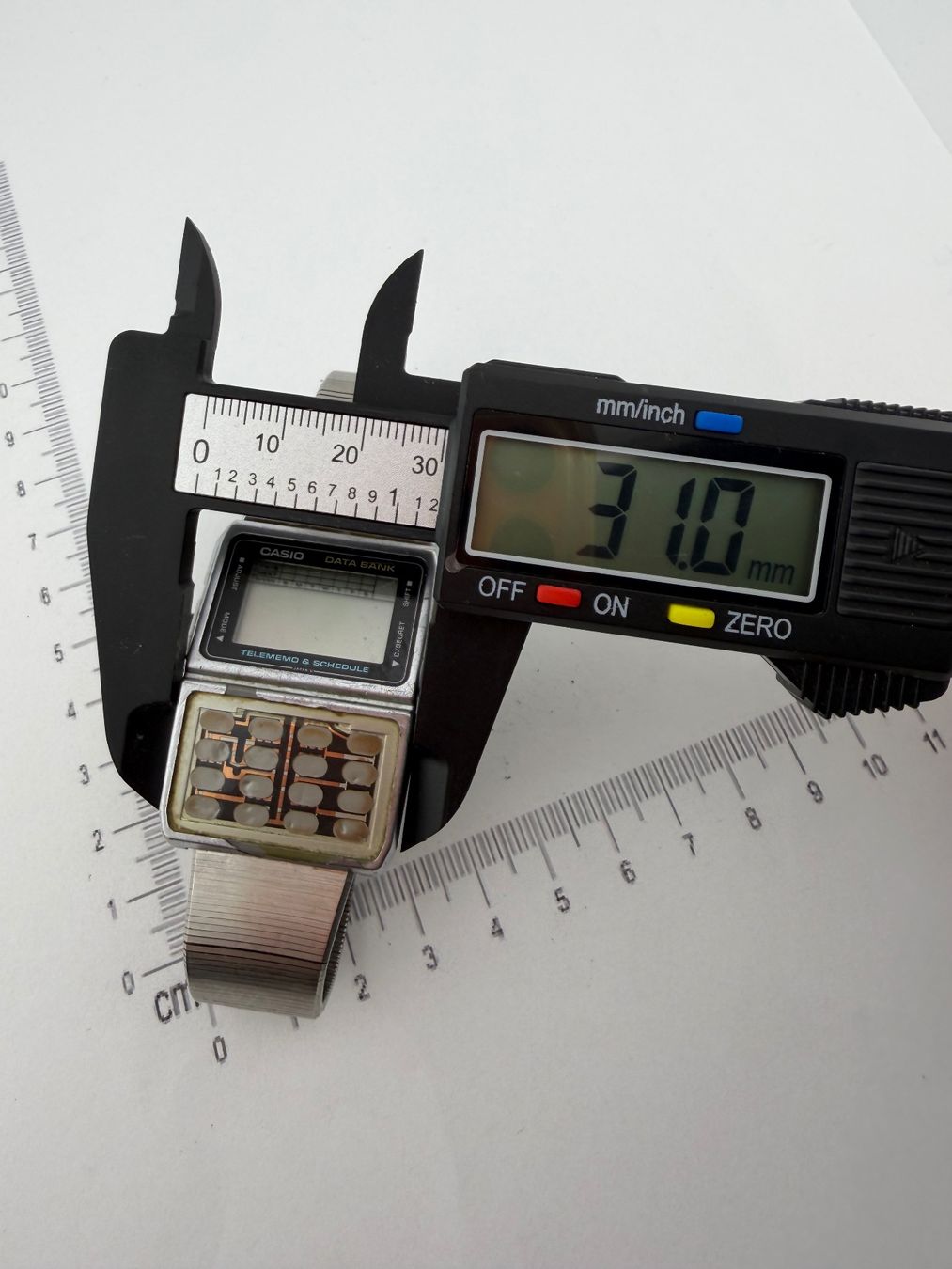 Casio Uhren: Vintage CASIO Herrenuhr – Defekt aus Biel/Bienne von MrP_WatchesBiel 4