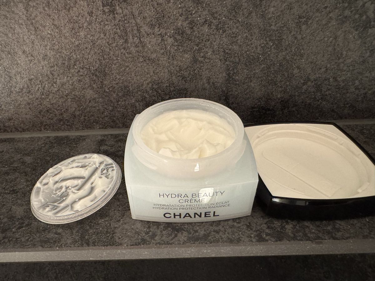 Chanel Gesichtspflege: CHANEL - SkinCare Set – Gebraucht aus Bättwil von tam_vtz7 1