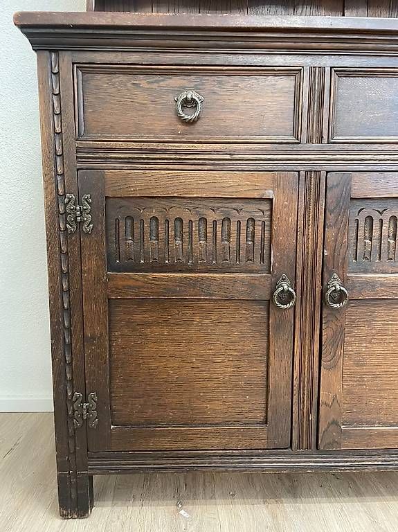 Credenze: Antik Tudor Oak Buffetschrank aus Eiche mit Bleiglas – Usato da Obernau venduto da Arche_Noah_Brocki 5