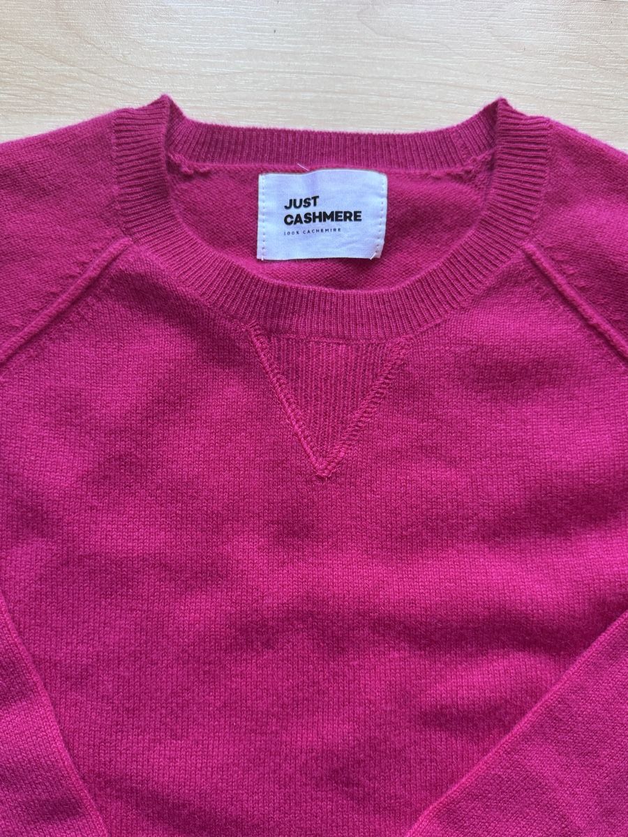 Pullover & Sweatshirts: Cashmere pullover – Gebraucht aus Rapperswil SG von Hel_rpq5 1