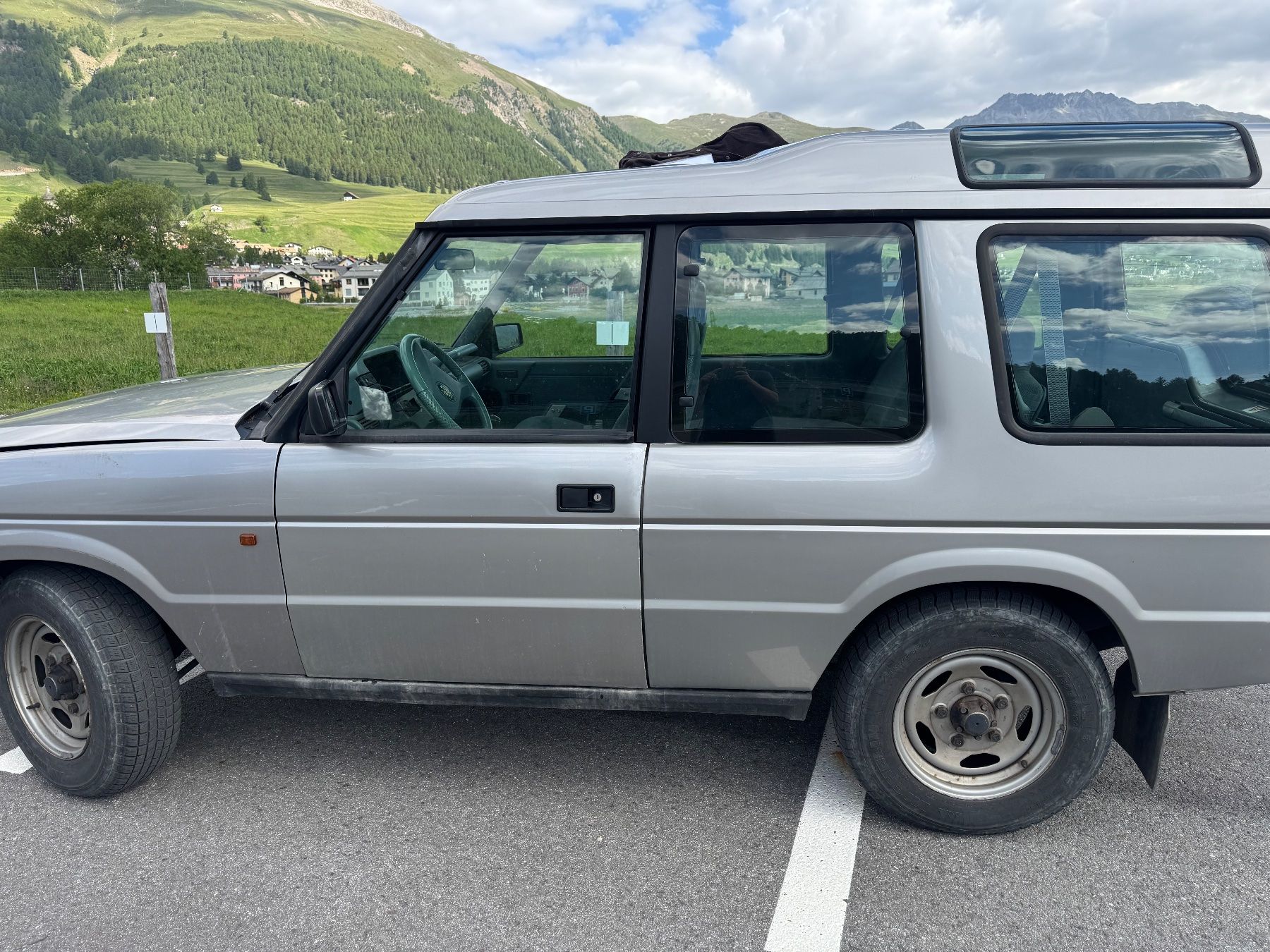 Land Rover Automobili: Land Rover Discovery 1 3.5 V8 – Usato da Celerina venduto da R.H.GR 4