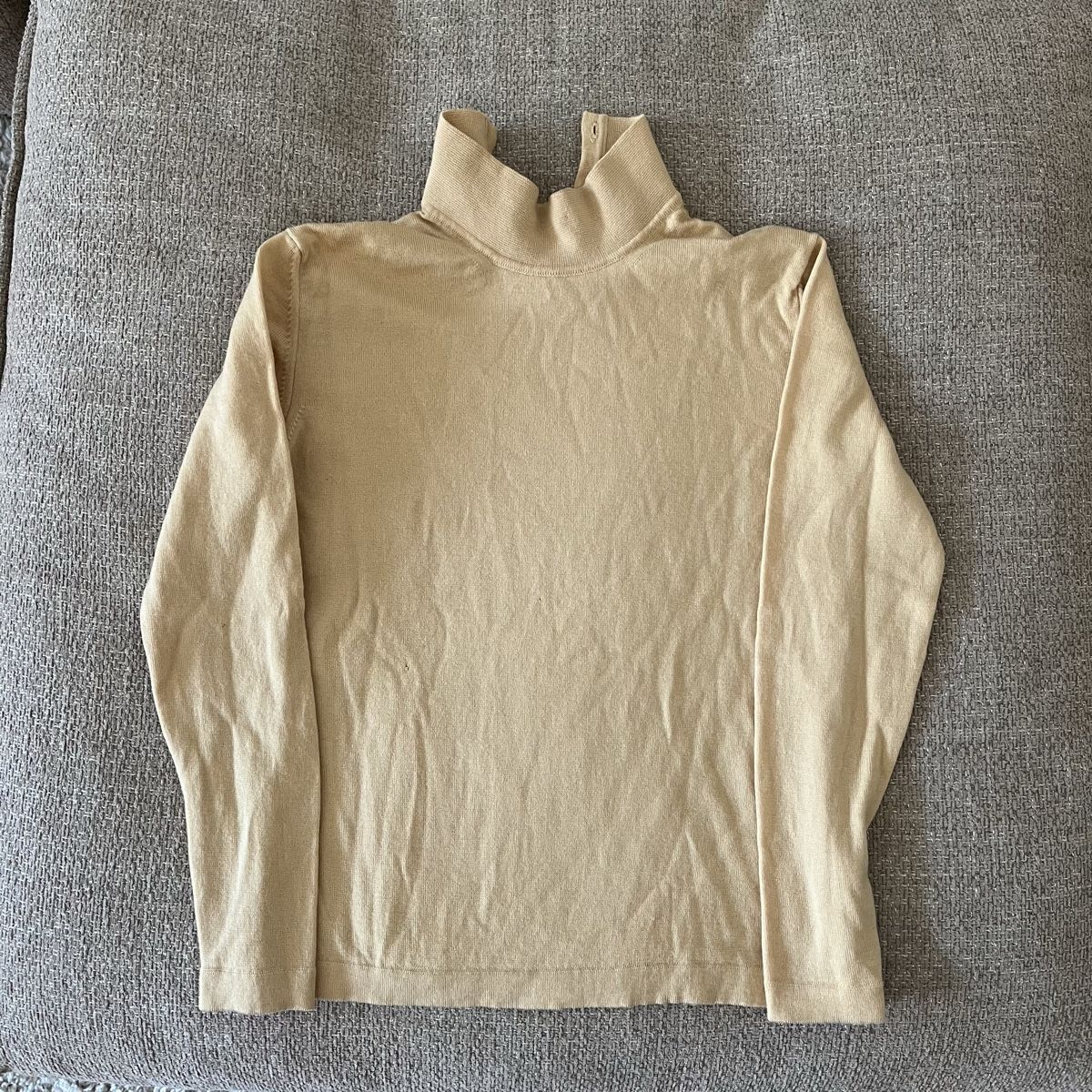 Pulls & Sweat-shirts: Pull merino vintage – D'occasion à Prangins par Lena_0 1