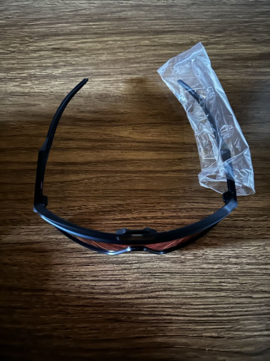 Oakley Occhiali & Lenti: Oakley Sutro Prizm Trail Torch Matte Black - NEU – Nuovo e nell'imballaggio originale da St.Moritz venduto da El_telemarco 3