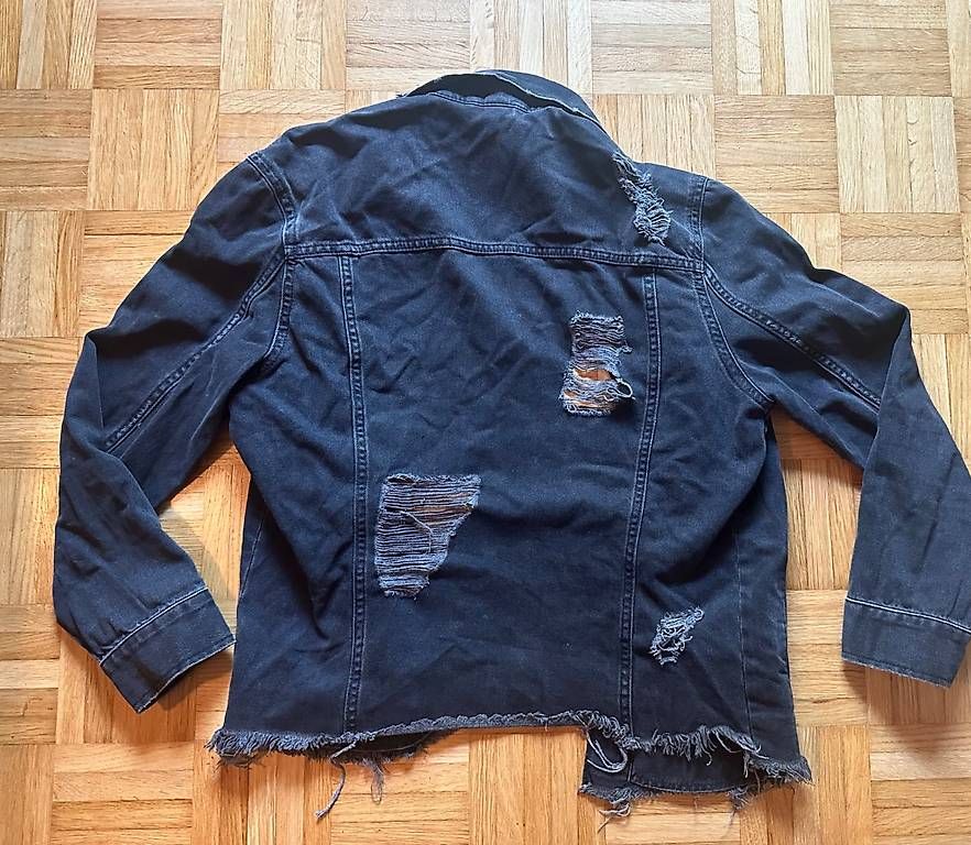 H&M Giacche: Jeansjacke Grösse 36 – Usato da Zürich venduto da Faetze0 1