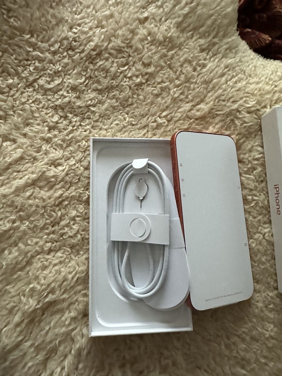 Apple Telefoni cellulari / Smartphones: iPhone 17pro Max 256GB – Nuovo (secondo la descrizione) da Niederdorf venduto da ash_rnk8 3