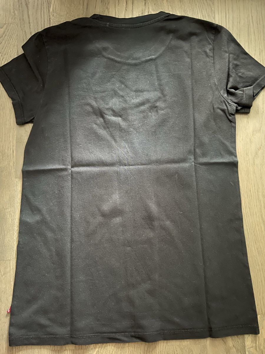 Levi's T-shirt: Levi's T-Shirt – Usato da Kriens venduto da Krienserin_T 3