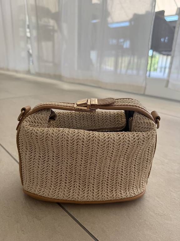 Sacs femmes: Kleine sommer tasche – D'occasion à Koppigen par _f.n_