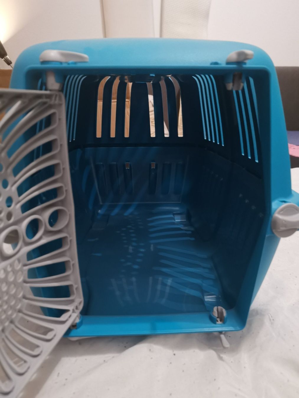 Gabbie, trasporto & Sicurezza: Transportbox für Katzen & Hunde – Usato da Goldach venduto da Top-Shops 2