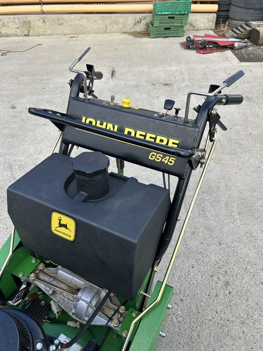 Toutes les machines: John Deere Wiesenmäher – D'occasion à Trüllikon par Agroott 8