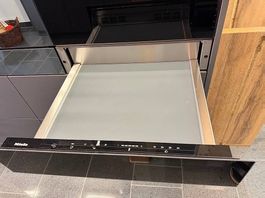 Wärmeschublade - Tellerwärmer von Miele ESW7010SW