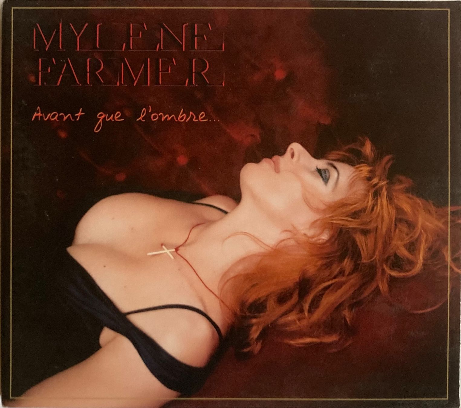 CD: MYLÈNE FARMER - AVANT QUE L'OMBRE.... – Usato da Poliez-Pittet venduto da Newtown-Records