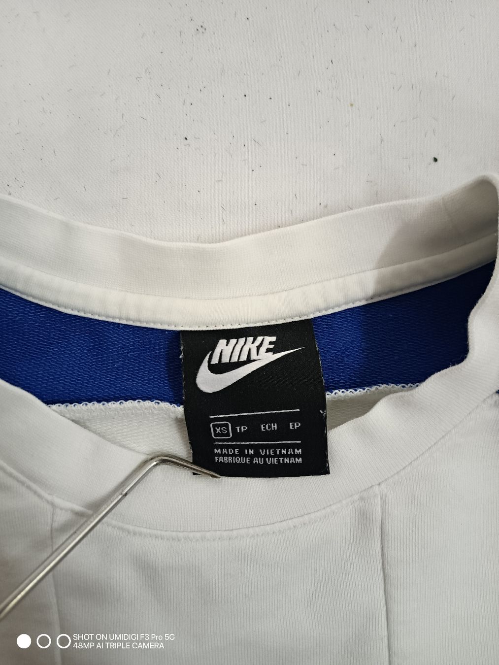 Nike Maglioni & Felpe: Nike Pullover Archiv Reissue 1987 Weiss Blau Grösse XS – Usato da Aarwangen venduto da to-hirschi 1