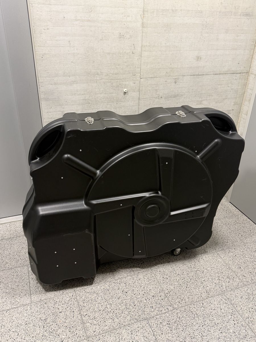 Valises de voyage: Bike Travel Case Black  Hard Shell  – D'occasion à Zürich par ste_dqq9