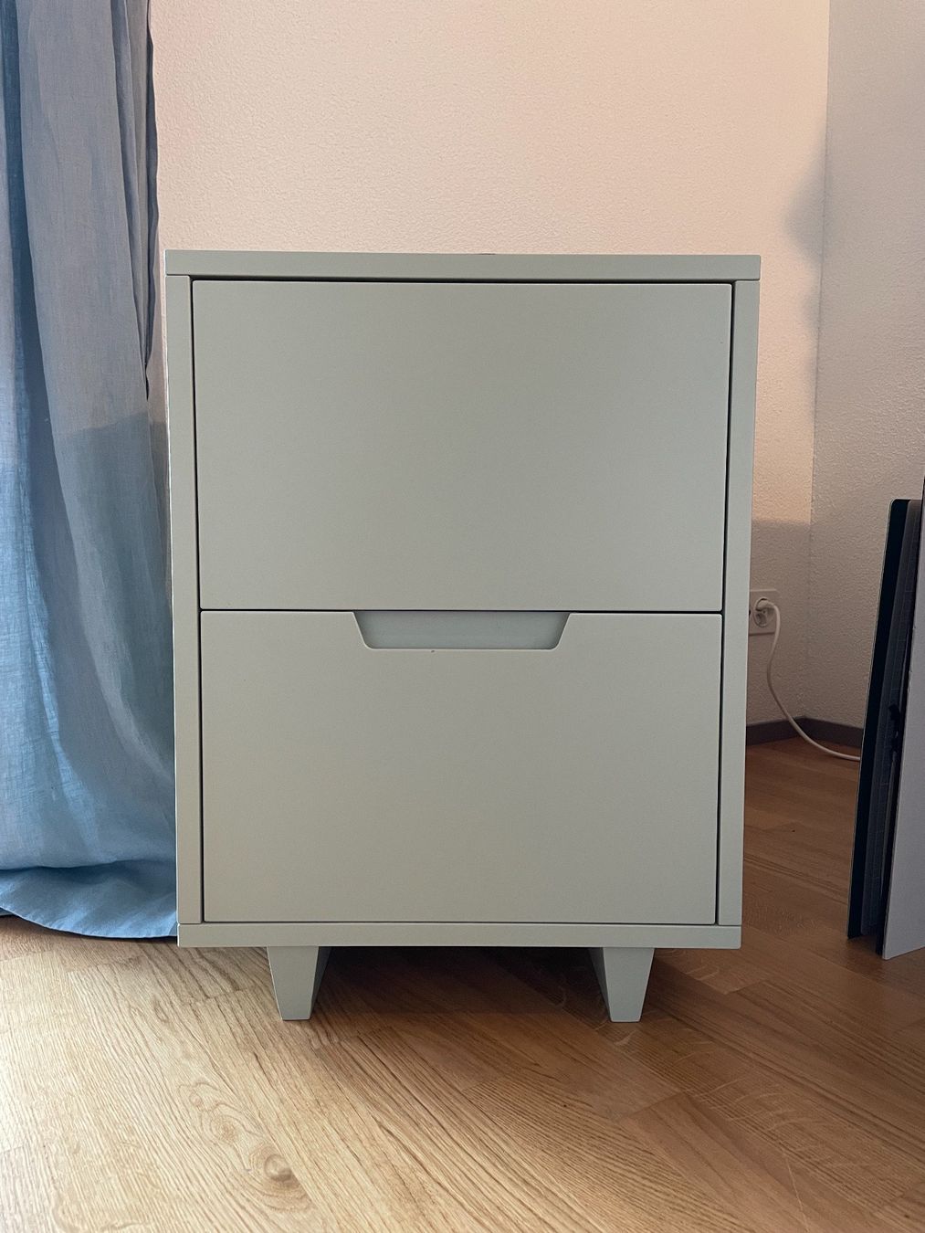 Commodes: Korpus "MAY" – D'occasion à Zürich par Rubine.