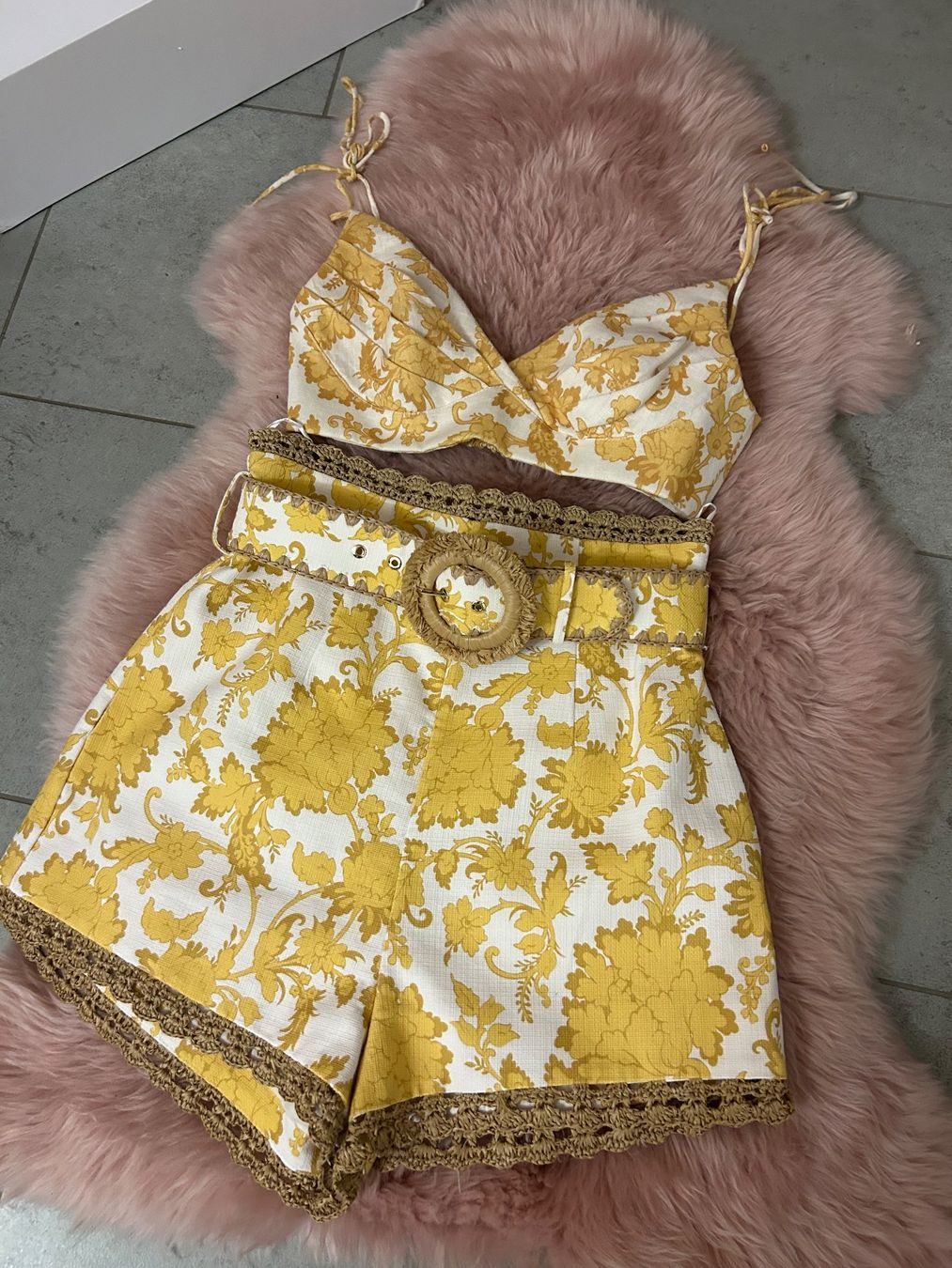 Zimmermann Kleiderpakete: Zimmermann Set Blouse & Short – Gebraucht aus St.Josefen von lop_lh8d 3