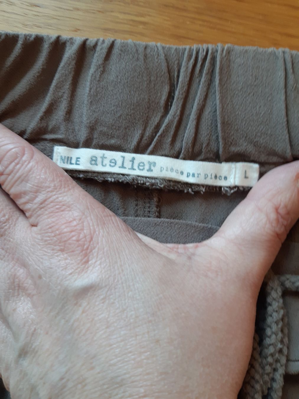 Nile Pantaloni: Caprihose Gr. L von Nile – Usato da Thierachern venduto da Shila99 5