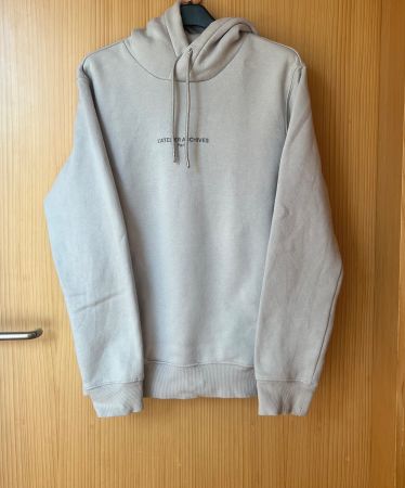 Joli sweat à capuche couleur crème