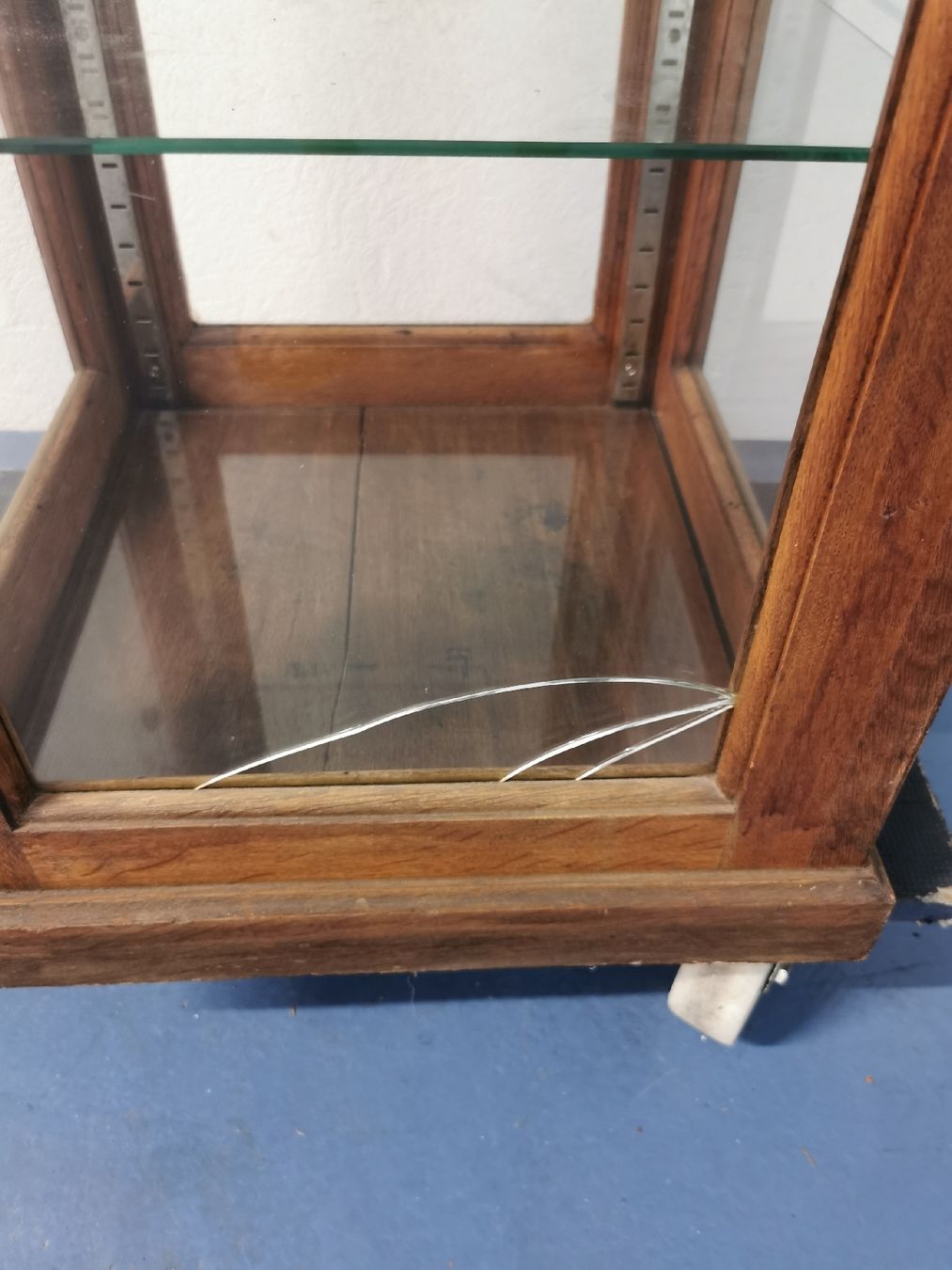 Vetrine: Antike Vitrine – Usato da Buchrain venduto da Blue_Marlin 8