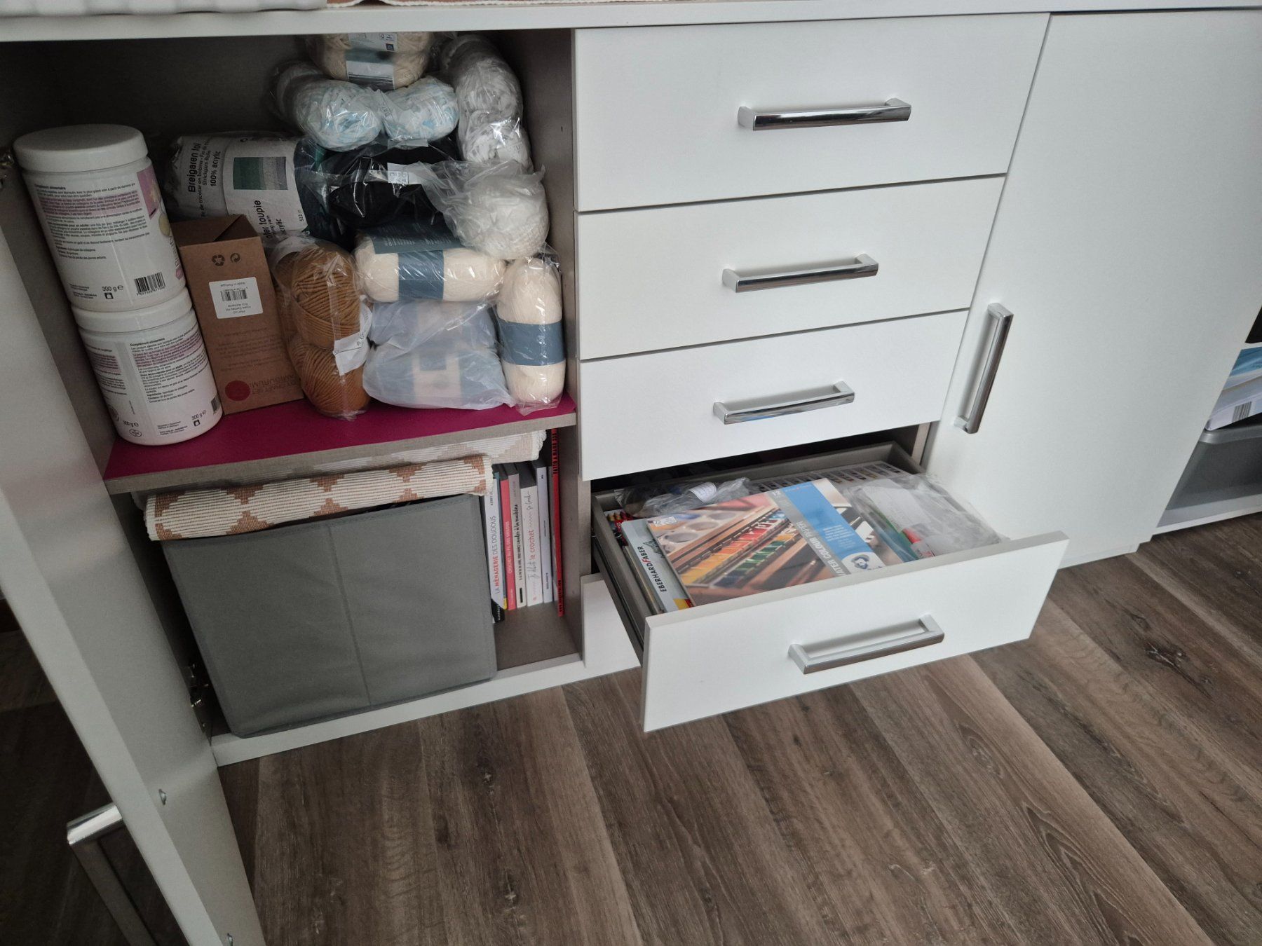 Cassettiere: Commode – Usato da Epalinges venduto da Kkororo 2